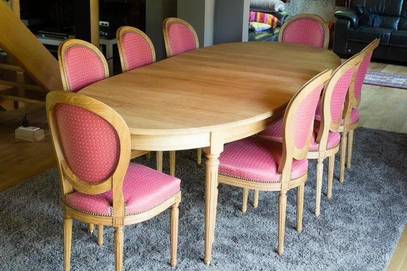 Eettafel in eik