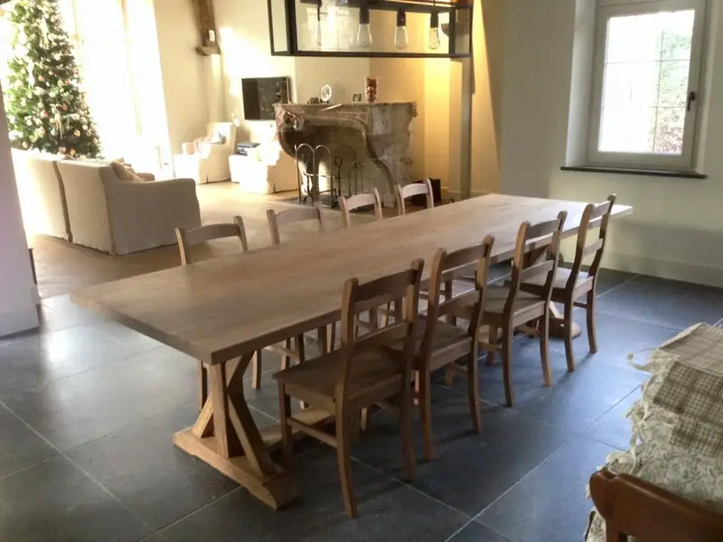 Eettafel in landelijke stijl