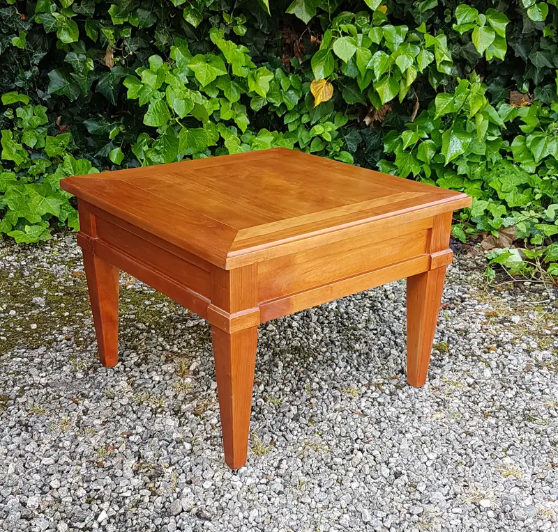 Bijzettafel