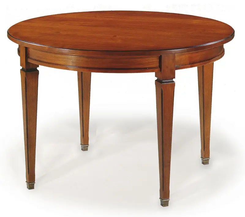 Tafel in kerselaar