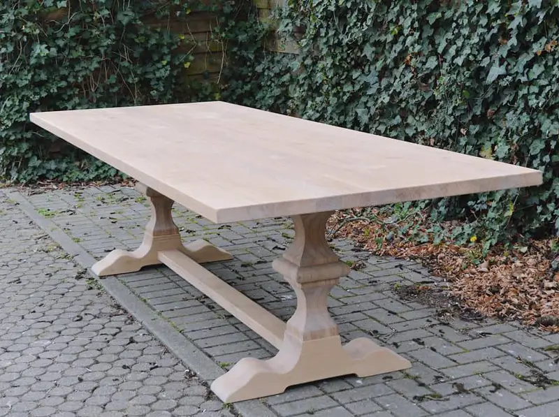 Kloostertafel in licht hout