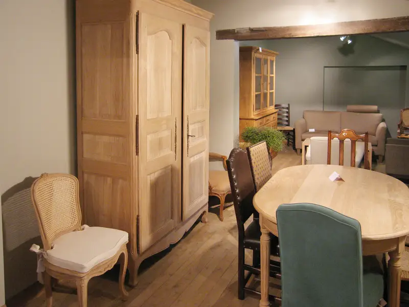 Ovale tafel bij Atelier Tack