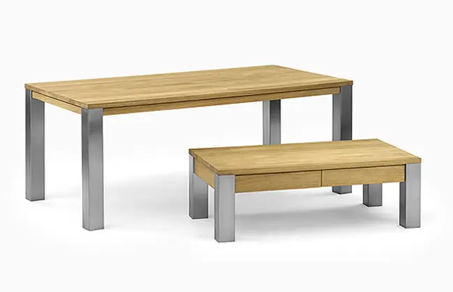 Salontafel met metalen onderkant