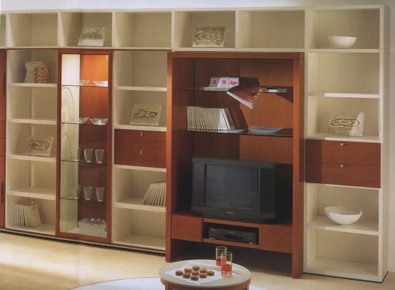 Moderne Tv-kast